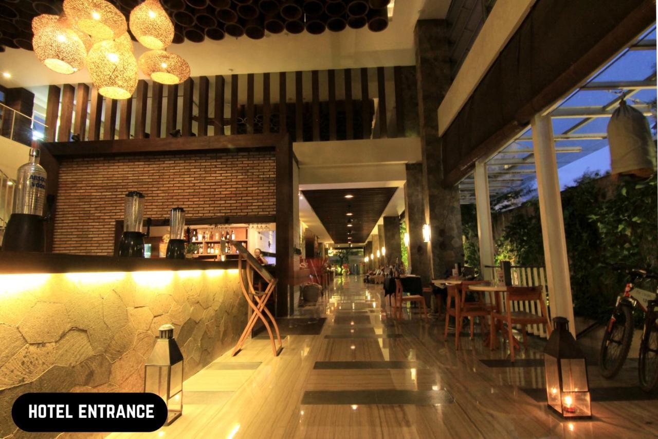 Grand Ixora Kuta Resort מראה חיצוני תמונה