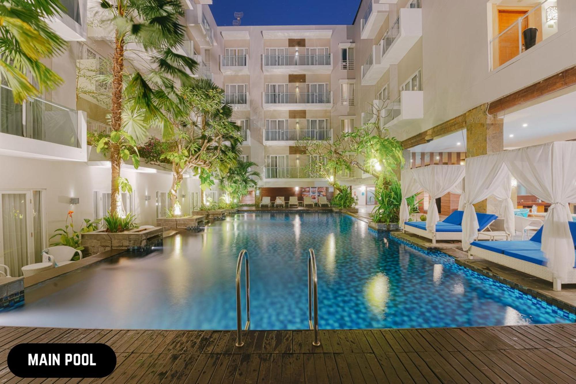Grand Ixora Kuta Resort מראה חיצוני תמונה